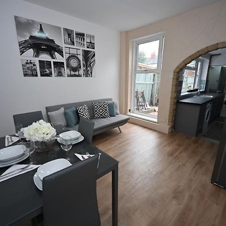 Kunda House Galton Bridge Otel Birmingham Dış mekan fotoğraf