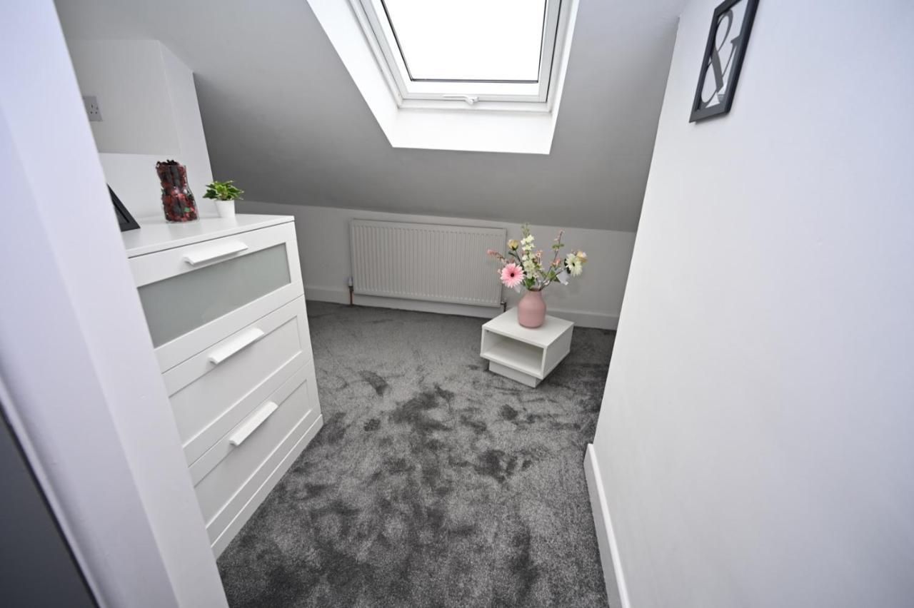 Kunda House Galton Bridge Otel Birmingham Dış mekan fotoğraf