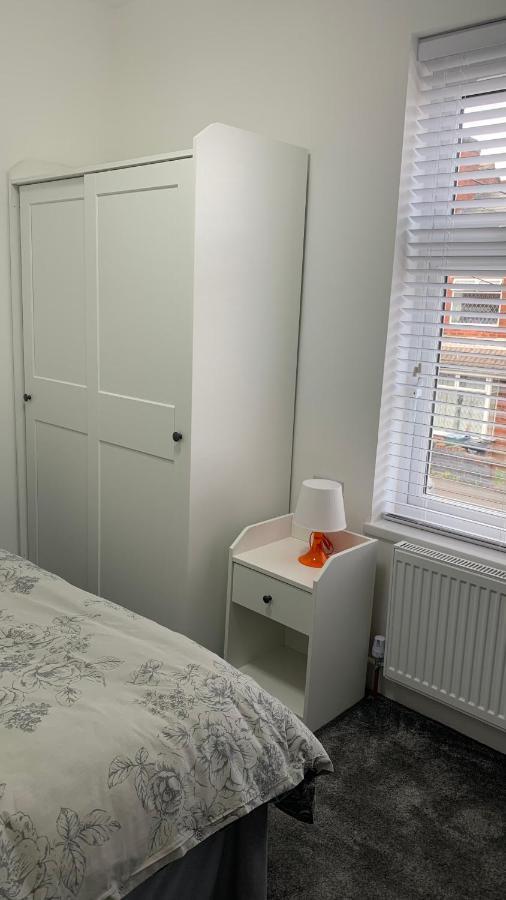 Kunda House Galton Bridge Otel Birmingham Dış mekan fotoğraf