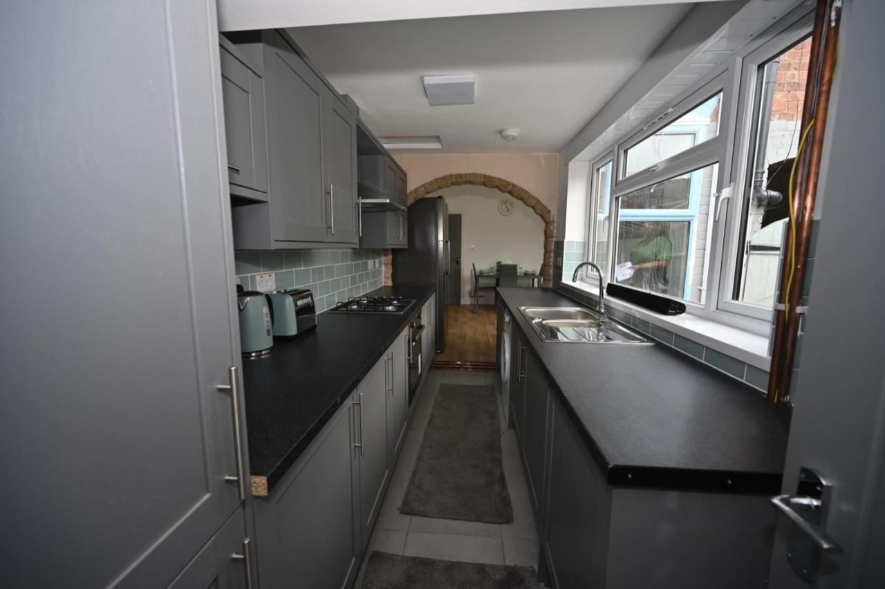 Kunda House Galton Bridge Otel Birmingham Dış mekan fotoğraf
