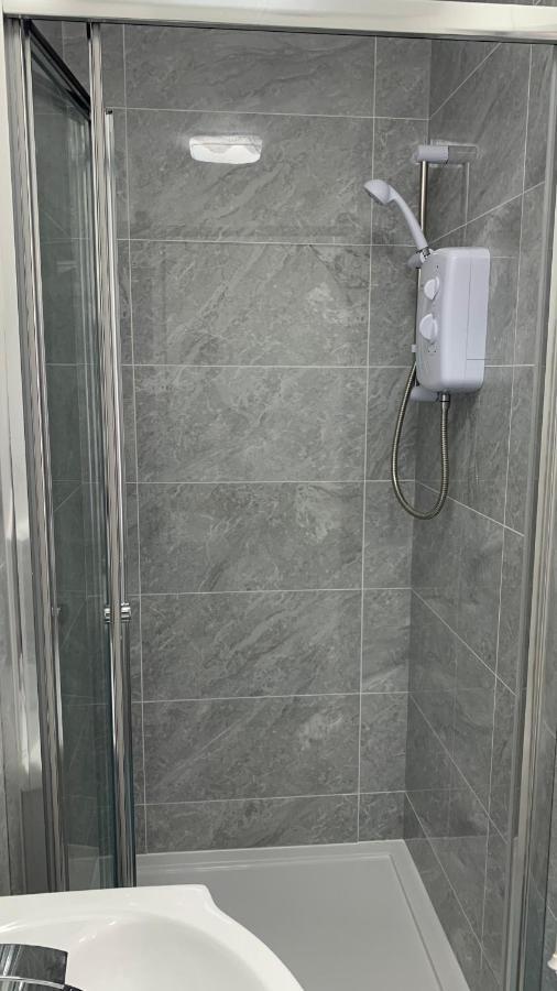 Kunda House Galton Bridge Otel Birmingham Dış mekan fotoğraf