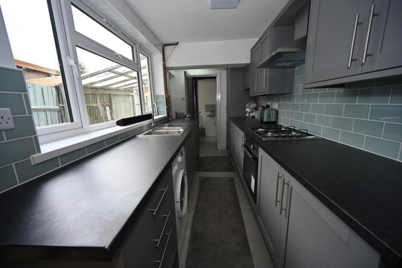 Kunda House Galton Bridge Otel Birmingham Dış mekan fotoğraf